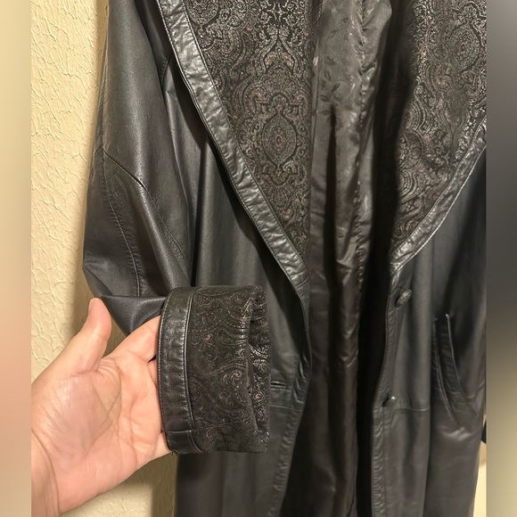 Vintage G-III Long Black Leather Trench Coat Jacket Size Medium - Picture 6 of 12